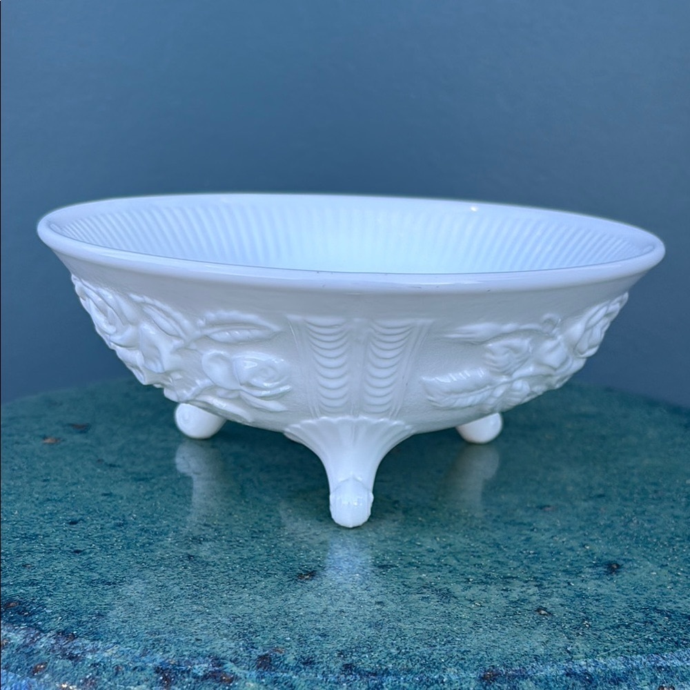 Vintage Imperial Glass Rose Milk Glass 3 Toed Footed Bowl
